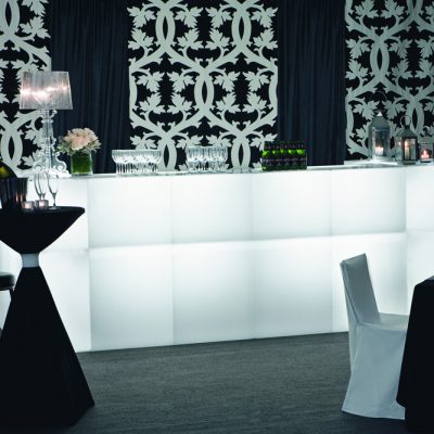 Black and White Theming with Glow Bar