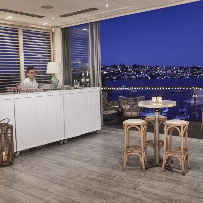 hamptons bar